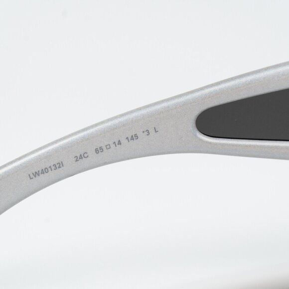 Loewe X PAULA\'S IBIZA Women Sunglasses White Gold Mirror Pilot LW40132I 24C main image 11